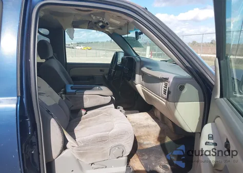 2001 Chevrolet Tahoe Ls from USA, damaged, VIN 1GNEC13T91J260537